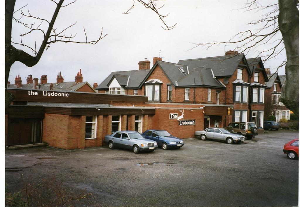 Lisdoonie Hotel Barrow-in-Furness Extérieur photo