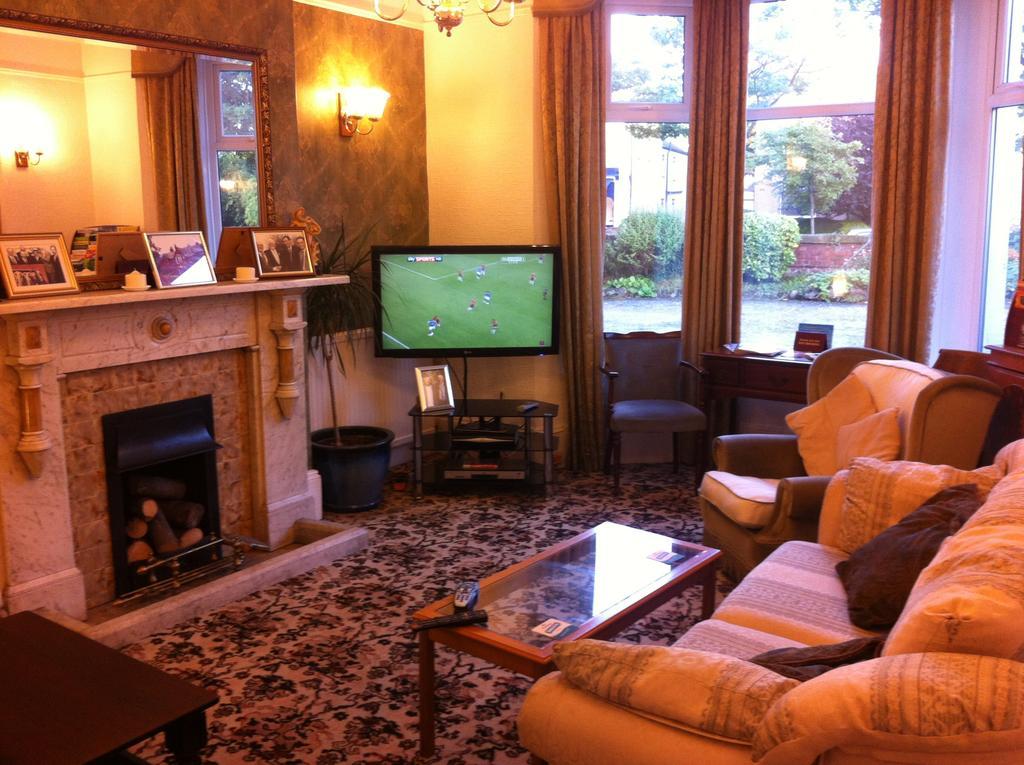 Lisdoonie Hotel Barrow-in-Furness Extérieur photo